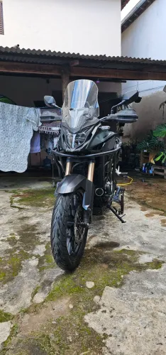 Moto muito nova .