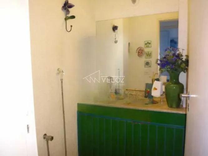 Apartamento : / Residencial / Lagoa