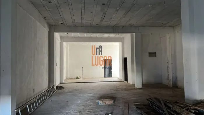 UM LUGAR IMÓVEIS VENDE PONTO COMERCIAL EM PLENA RODV AUGUSTO MONTENEGRO