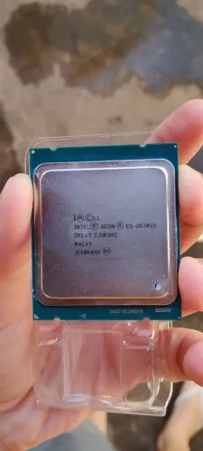 Processador Xeon e3 2670 V2