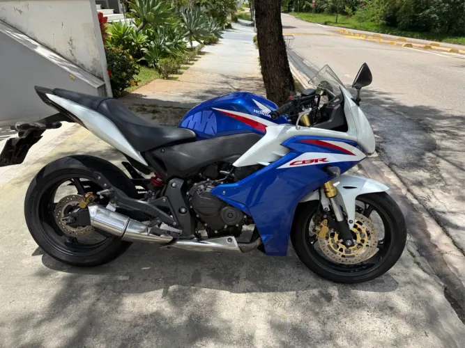 Vendo CBR 600 f - ÚNICA NO OLX!!!!