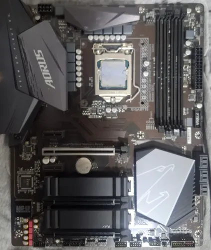 Placa de video 2070 + I710700k + b460 aorus pro ac + fonte 750w Corsair