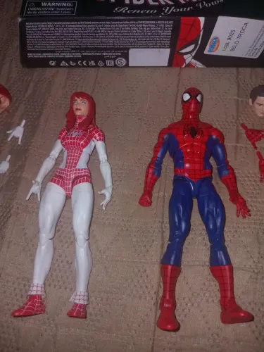 Spider-Man & Spinneret marvel legends