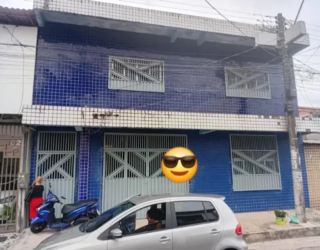 VENDO CASA - CIDADE NOVA V, 10 x 30, 400m2 ÁREA CONSTRUÍDA, PARA FINS RESIDENCIAL OU COMER