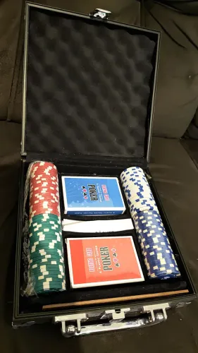 Maleta poker