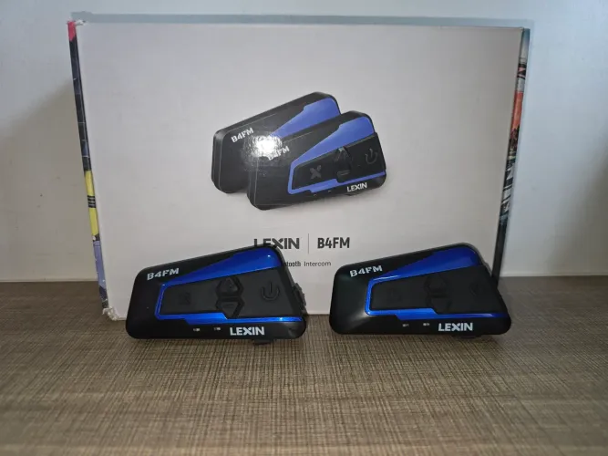 Intercomunicador Capacete Lexin B4FM 10 Motos (par)