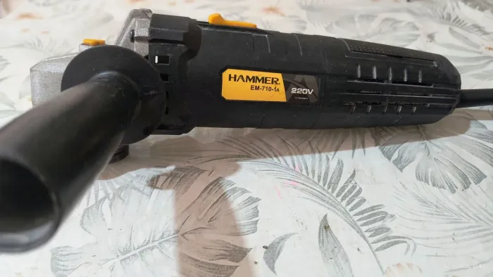 Lixadeira Esmerilhadeira Hammer EM-710-1a 220v
