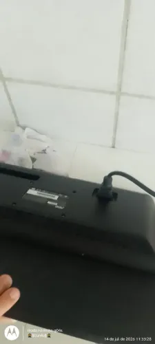 O monitor está em ótima condições mas quando esquenta apaga e 50 reais ou mais para ajei