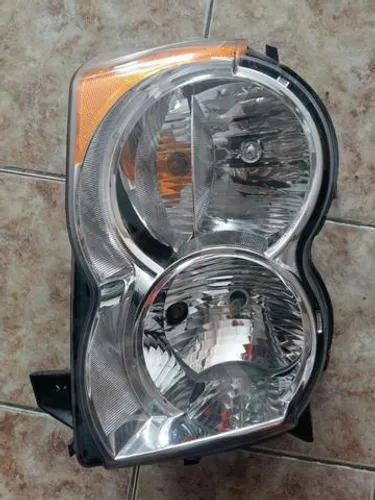 Farol cherokee 2007 2010