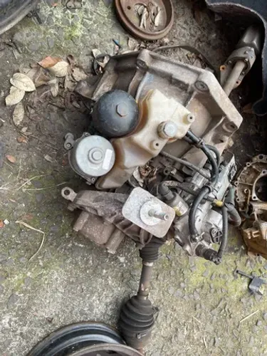 caixa de cambio palio attractive 1.6 16v etorque punto idea grand siena