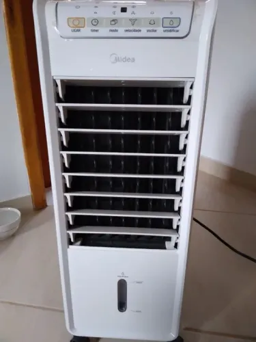 Climatizador Midea *220V*  *Impecável*