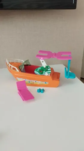 Lancha Polly Pocket - com acessorios