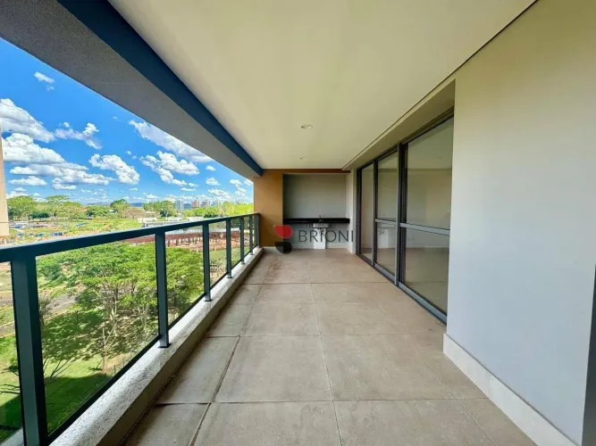 Apartamento alto padrão com 178m², 3 quartos/suítes à venda no Edifício Cidade de Ouro Pre