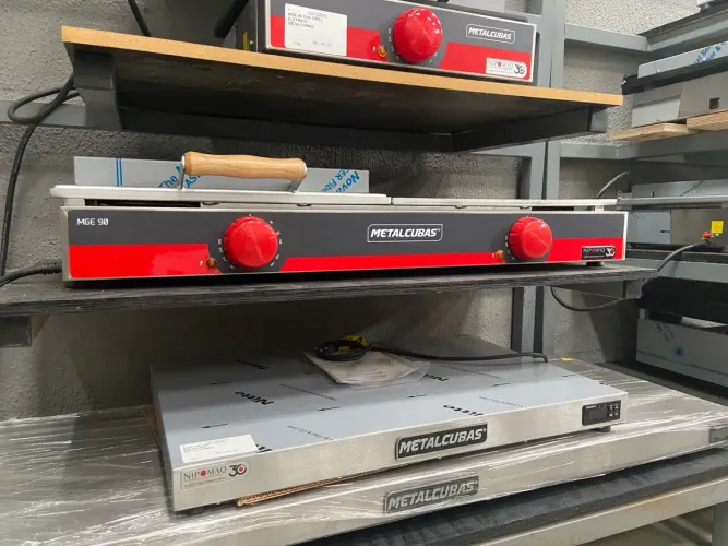 GRILL ELÉTRICO MGE-90 - METALCUBAS