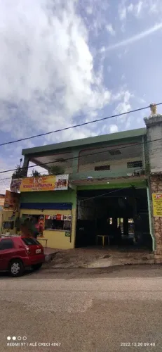 //Vendo Prédio Comercial com ponto e apartamentos
