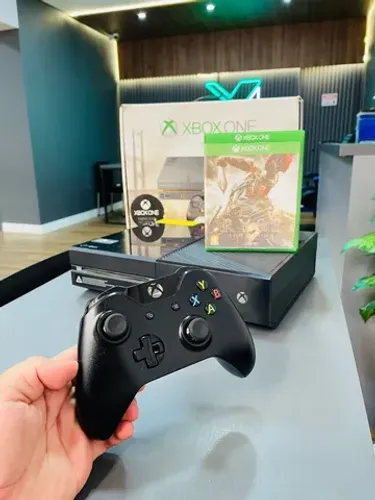 Xbox one com garantia e jogo brinde - custo benefício baixo