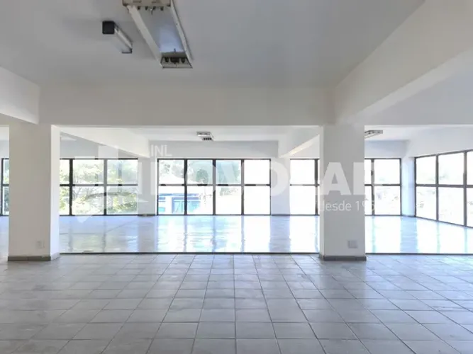 Prédio Comercial, Alugue em Santo Amaro com 616 metros quadrados de área total e com 15 Va