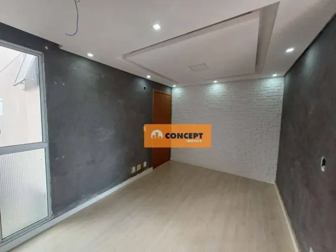 Apartamento com 2 dormitórios à venda, 43 m² por R$ 215.000,00 - Parque Santa Rosa - Suzan