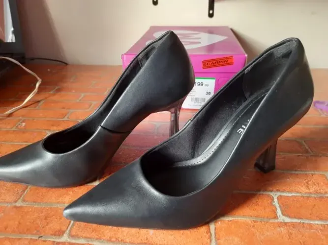 Salto alto scarpin Napa casual preto ViaMarte