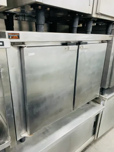 Gabinete inox 02 portas