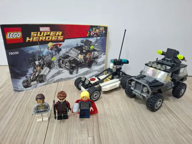 LEGO Marvel Super Heroes Vinagdores Avengers 76030 - Hydra Showdown