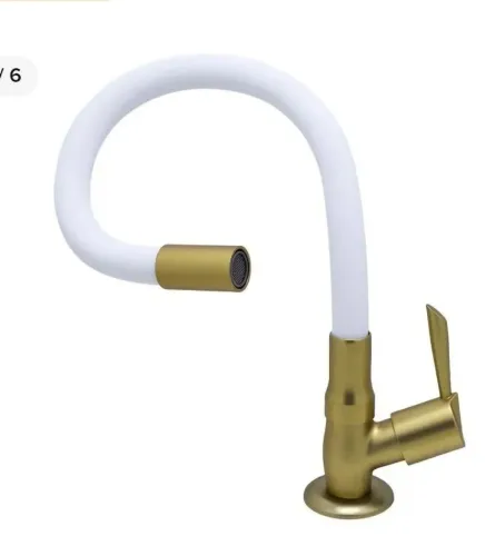 Torneira para Cozinha - Design Moderno - Branca e Dourada