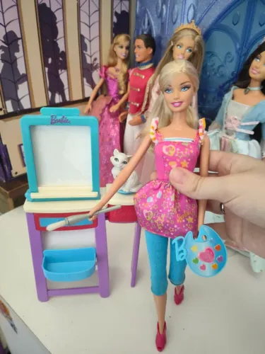 Barbie quero ser pintora