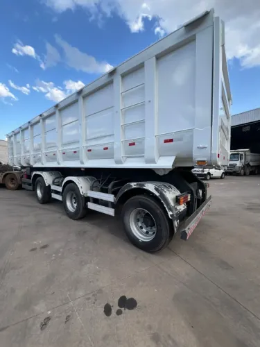 Carreta Vanderleia caçamba BASCULANTE ROSSETTI  - 40m³