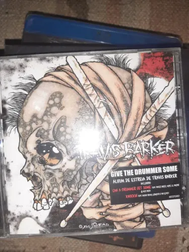 Cd travis baker - give the  Drummer some (novo) 