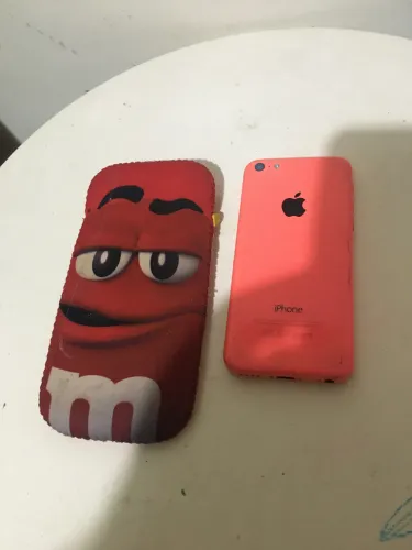Capinha para iPhone 5C M&M?S almofada