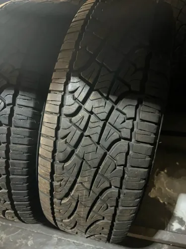 Pneu 215/55/17 Conti Extreme  90 % Vida util.