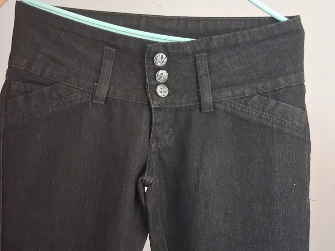 Lindíssima Calça Jeans Preta Tamanho 40 - POOL - NOVA!!!