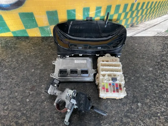 Kit. Code injeção eletrônica honda hrv 1.8 2021 chave canivete