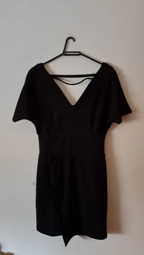 Vestido Preto Elegante