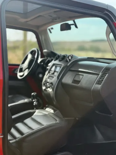 Troller T-4 4X4 3.2 20V TDI Cap. Rígida Diesel 2015