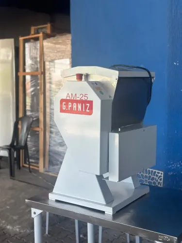 Masseira semi-rapida 25kg G paniz ideal para pizzaria