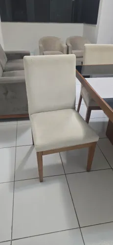 6 cadeiras de Jantar Estofada - Elegância para sua mesa!