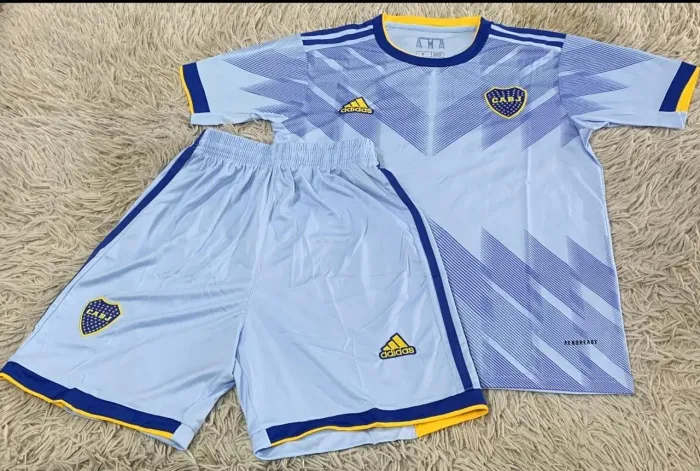 Camisa e Shorts do Boca Juniors - Adidas - Tamanho S