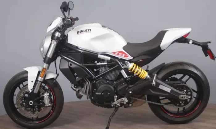 Moto Ducati Monster 797