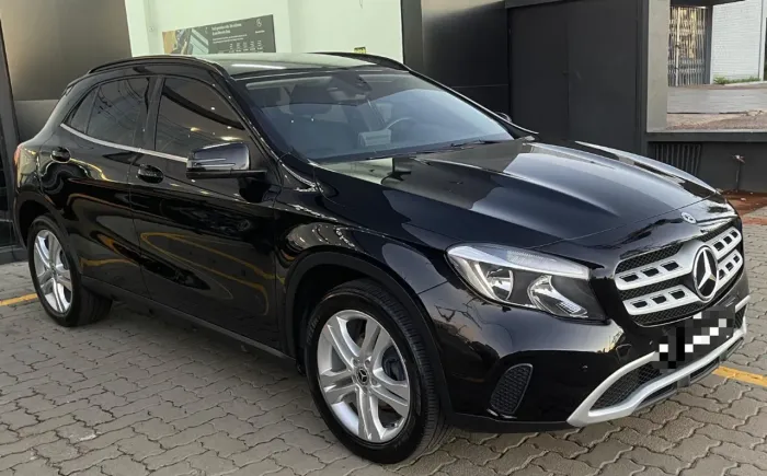 Mercedes  GLA 200 Enduro 1.6 TB 16V Flex Aut. 2018
