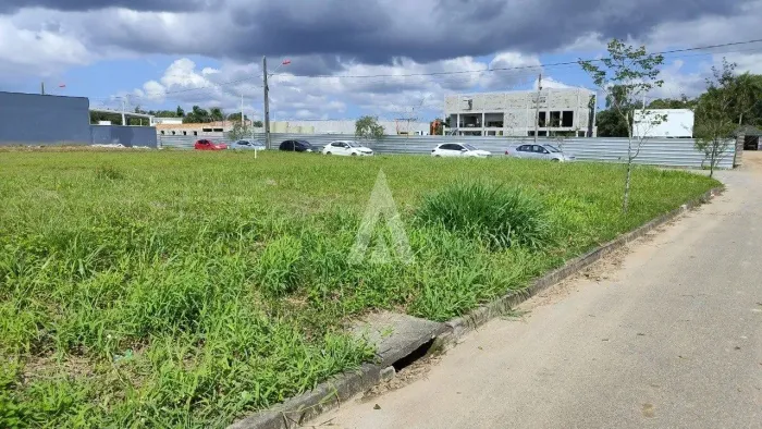 Terreno à venda no bairro Vila Nova em Joinville, por R$ 415.000.00.