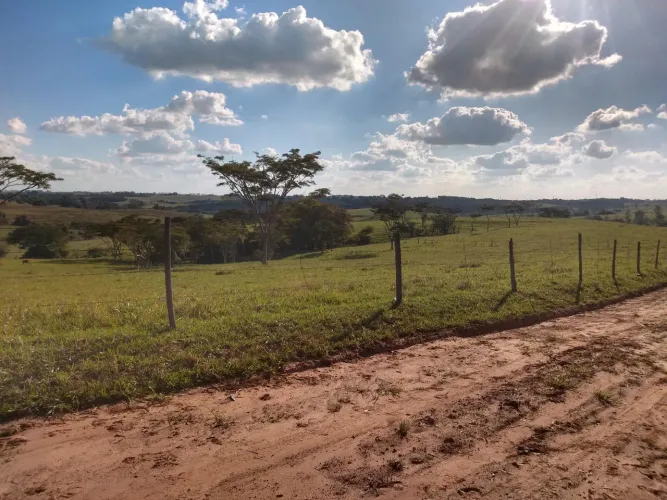 Sítio 6 alqueires em Pacaembu -SP