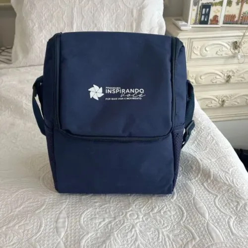 lancheira térmica grande azul marinho