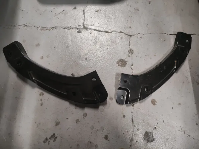Alojamento suporte farol Fox SpaceFox 2015 a 2022