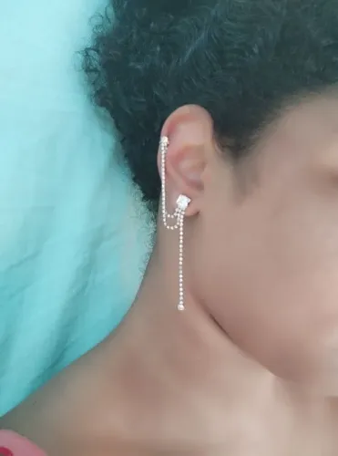 Brinco de brilhantes com EarCuff