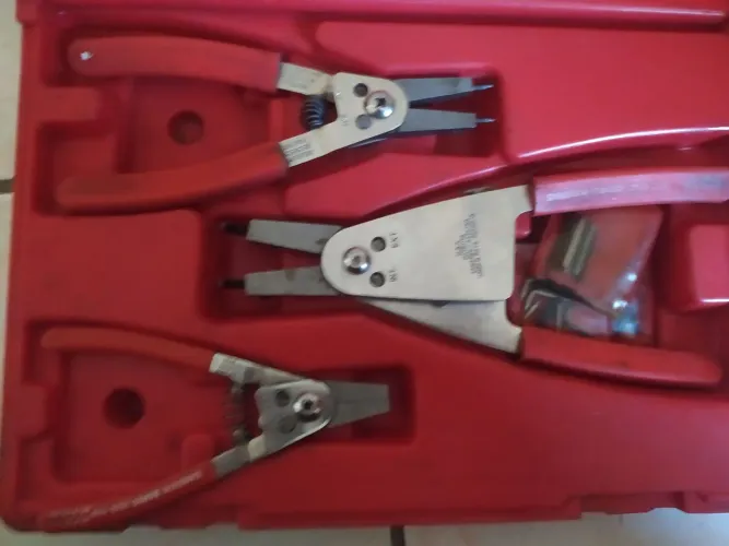 Jogo de Alicates para Anéis de Retenção 