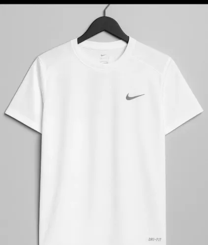 Camisa Dry-fyt Branca da Nike?