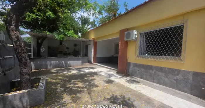 Freguesia aluguel casa linear comercial ou residencial 6qts 3suites 650m2 area construída
