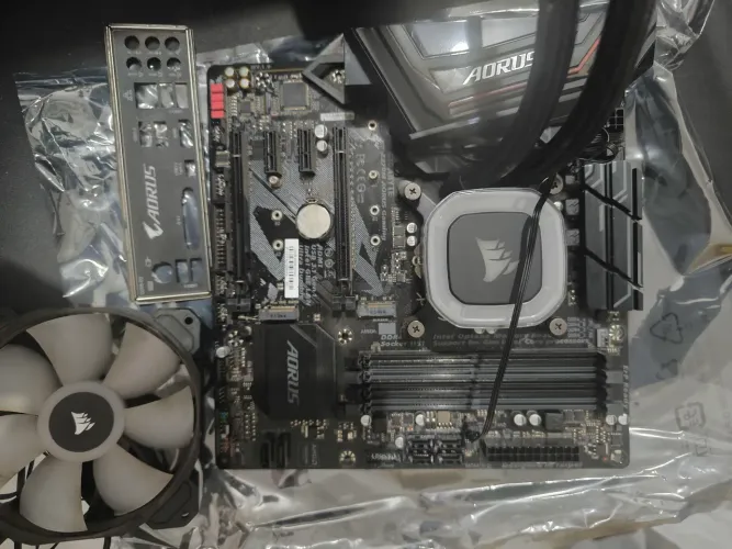 Kit Pc - Placa mãe/processador/memória/water cooler