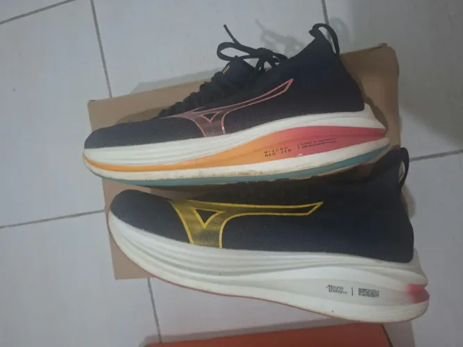 Mizuno NeoZen tamanho 42